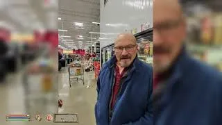 Thumbnail: Redguard plays a prank on an elderly Imperial citizen and gets chased