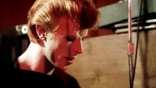 Thumbnail: David Bowie | Right | Promo | 1975 | 50th Anniversary Re-edit