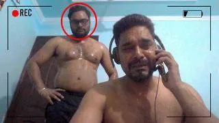 Thumbnail: Scammers React After I Turn ON Their Live Webcam!