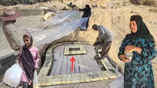 Thumbnail: The pinnacle of grandmother's precision and skill: installing plastic on the roof of a pit