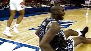 Thumbnail: Shaquille O'Neal Alley-Oop over Kevin Willis (1994)