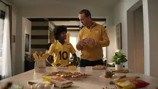 Thumbnail: The only way Peyton Manning enjoys Chocolate Chip Cookies is with Nestle Toll House!💛 Get yours now!