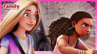 Thumbnail: Malibu & Brooklyn's Beach Buggy Chase! 🏖️ Barbie Mysteries: Beach Detectives | Netflix Family