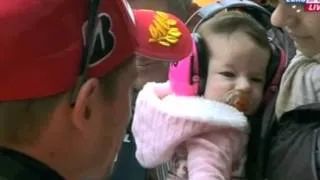 Thumbnail: Cute Moment Casey Stoner and Daughter