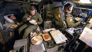 Thumbnail: How B-52 Bomber Pilots SLEEP During 26 Hour Missions!