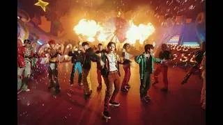 Thumbnail: Seventeen - HOT (MAVERICK Version)