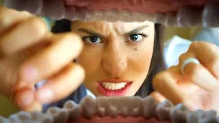 Thumbnail: What's in His Mouth?! - Doritos Super Bowl Commercial (2019)