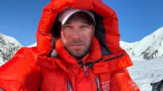 Thumbnail: I Climbed the TALLEST Mountain in North America!