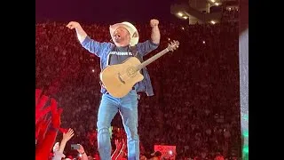 Thumbnail: "Calling Baton Rouge" (in Baton Rouge) - Garth Brooks