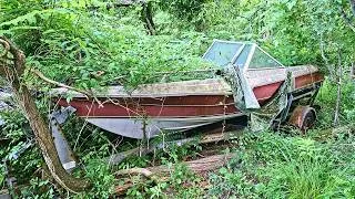 Thumbnail: FREE Junky Baretta Boat ROTTING AWAY.  Will It Run?  NNKH