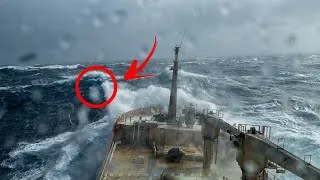 Thumbnail: Dangerous Seas | Huge Waves | Ships Caught in a Storm ⚓ #storm 