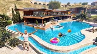 Thumbnail: Franklin's SWIMMING POOL Upgrade in GTA 5!