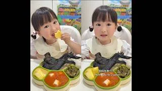 Thumbnail: Black chicken wings today — green beans? Nope nope! (๑˃̵ᴗ˂̵)و #babygirl #babyeating #baby