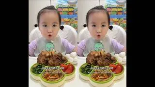 Thumbnail: Squeeze squeeze… one lamb rib fits too! (≧▽≦)ノ #baby #babyeating #babychoice