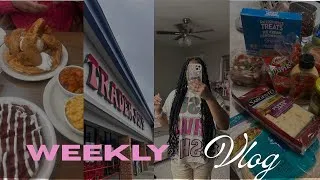Thumbnail: WEEKLY Vlog: Grocery shopping, NEW restaurant, Maintenance, WE HIT 200 SUBS!! 🥳💕