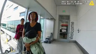 Thumbnail: Passengers Force Their Way Onto Jet Bridge After Missing Their Flight