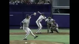 Thumbnail: CHC@NYM: Vince Coleman’s leadoff bunt single (1991)