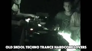 Thumbnail: DJ Laurent Ho live Insel Berlin 15 07 1999
