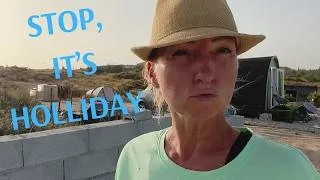 Thumbnail: Stop, it is Holiday!
