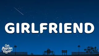 Thumbnail: Avril Lavigne - Girlfriend (Lyrics)