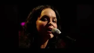 Thumbnail: The Wurlitzer Prize - Willie Nelson & Norah Jones (2003)