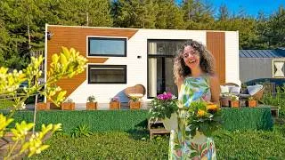 Thumbnail: I Moved Into a Tiny House to Escape the City Stress and Found Peace