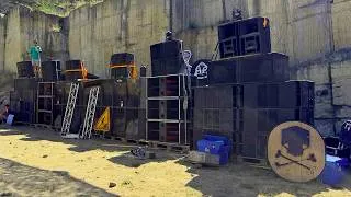 Thumbnail: OUT OF CONTROL  [Tekno Tribe live set]