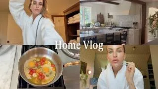 Thumbnail: a few days in my life: wedding updates + my makeup routine