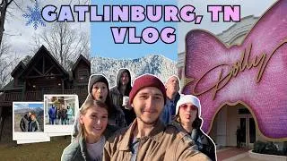 Thumbnail: Mountain Vacation Vlog 🏔️+ 5 Star Read | Gatlinburg, TN