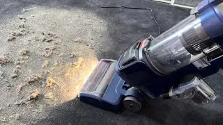 Thumbnail: New Bissell Pet Hair Eraser Dual Brush vacuum cleaner - [Unboxing & First look]