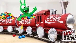 Thumbnail: Pea Pea Explores the Amazing Soda Can Train Adventure! 🚂