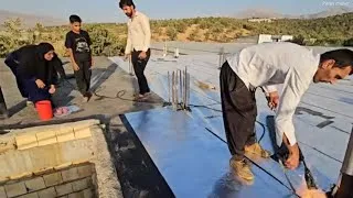 Thumbnail: Roof insulation at grandma's house + traditional cooking on the farm | Rural life documentary 🏠🌾🍲