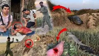 Thumbnail: Big Crocodile 🐊 Nay Attack Kar diya 😱Waleed Nay Help ki