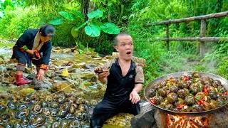 Thumbnail: Dwarf Family Harvests Giant Guavas, Squash & Snails to Sell at the Market