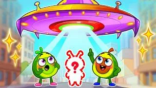 Thumbnail: The UFO Mystery Cartoon 🛸 Solar System Compilation + Kids' Nursery Rhymes | PP Stories
