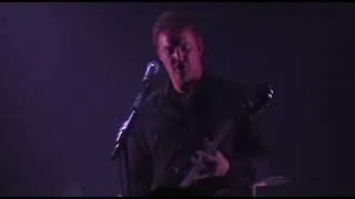 Thumbnail: Queens of the Stone Age - 2007-12-17 Portland, OR