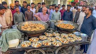 Thumbnail: 50/- Rs ROAD SIDE MINI DHABA 😍 POOR MAN COOKING CHEAPEST & TASTY SAMOSA CHAAT - STREET FOOD PAKISTAN