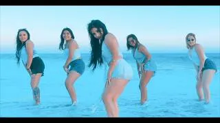 Thumbnail: Rica y Apretadita | Placidito Reyes ft. Betita Reyes | Video Oficial