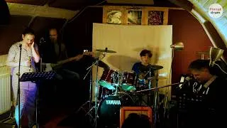 Thumbnail: Niccolo - "Time is Running Out" (Muse)