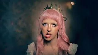Thumbnail: Melanie Martinez - Disney Princess (no Intro / Outro)