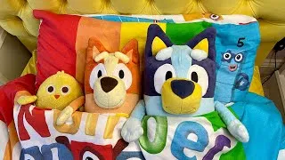 Thumbnail: Bluey Toys Sleepover 💤