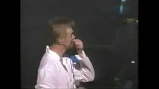 Thumbnail: DAVID BOWIE - SCARY MONSTERS (and super creeps) - LIVE 1997
