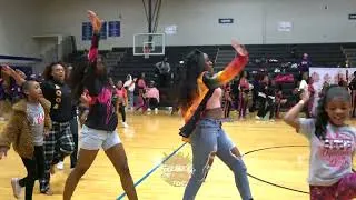 Thumbnail: Teams having fun at Dance Competition