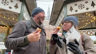 Thumbnail: Foodie Christmas Market in Gdańsk, Poland