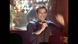 Thumbnail: Ricky Martin - Livin' La Vida Loca (Christmas 1999)