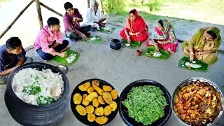 Thumbnail: বর্ষার দিনে গরম গরম ফেনাভাত, গাঁঠি কচু ভাজা, কুমড়ো শাক ভর্তা, আর কাঁকড়া ভাজা খাওয়া 