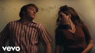 Thumbnail: Zach Bryan - Dry Deserts (Music Video)