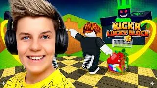 Thumbnail: KICK a LUCKY BLOCK for FREE DREAM PETS!
