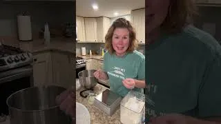 Thumbnail: Making 2000g of sourdough starter