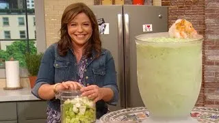 Thumbnail: Rachael Ray's Green Gazpacho | The Rachael Ray Show